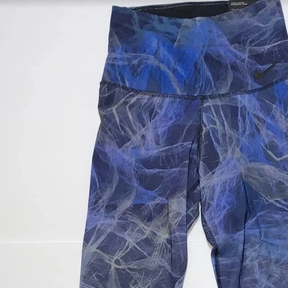nike leggings - Picture 2 of 3